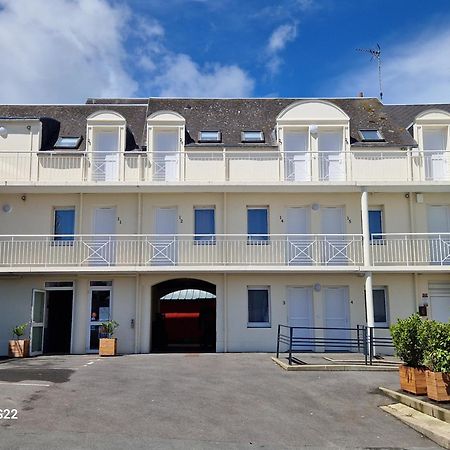 Hotel Eisenhower Port-en-Bessin-Huppain Dış mekan fotoğraf