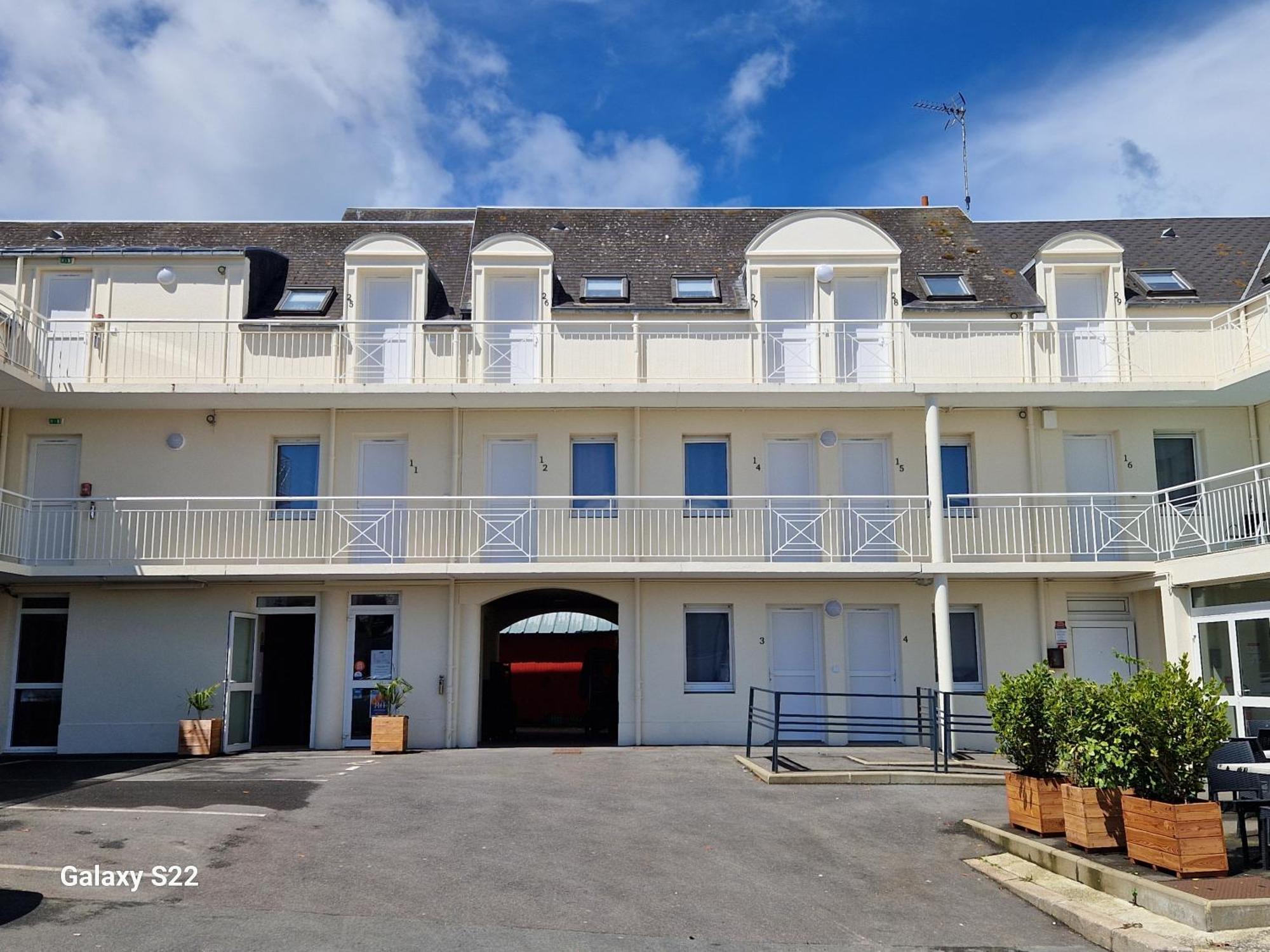 Hotel Eisenhower Port-en-Bessin-Huppain Dış mekan fotoğraf